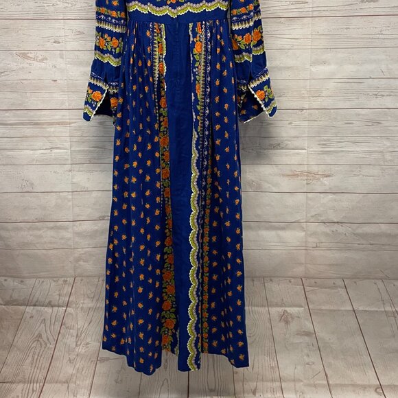 Denise Are Here Vintage Prairie Maxi Dress - Picture 9 of 9